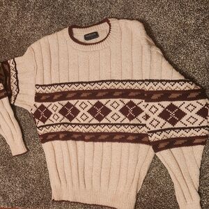 Van Heusen Men's Cream and Brown Sweater
